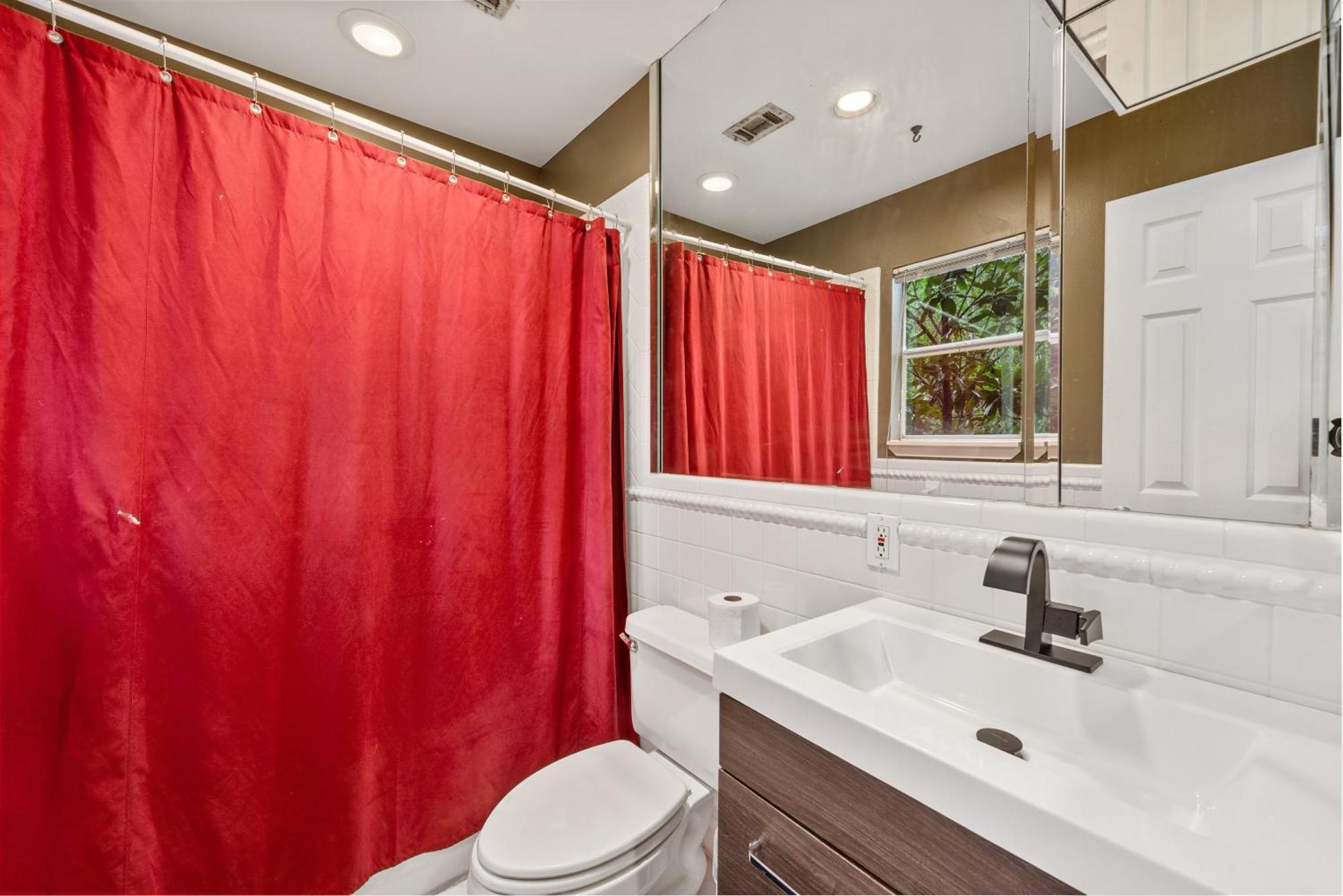 Boho-Inspired Haven With Free Park Appartement Houston Buitenkant foto